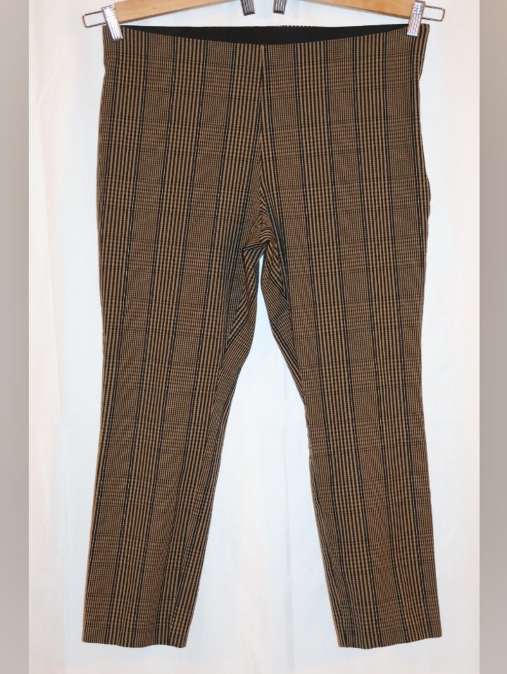 A New Day Brown, Tan, & Black Plaid Skinny Ankle Pants.